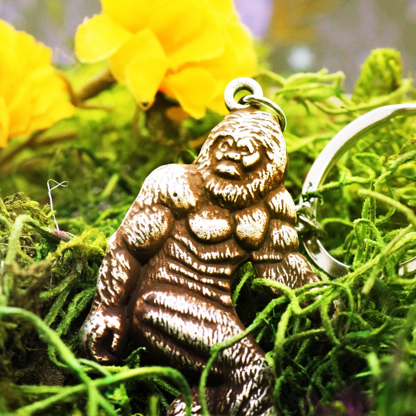 Silver Bigfoot Keychain - Fun Big Foot Gift: Raw