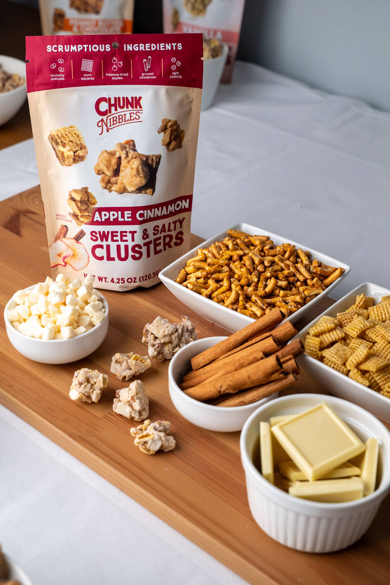Apple Cinnamon Chunk Nibbles 4.25oz Pouch